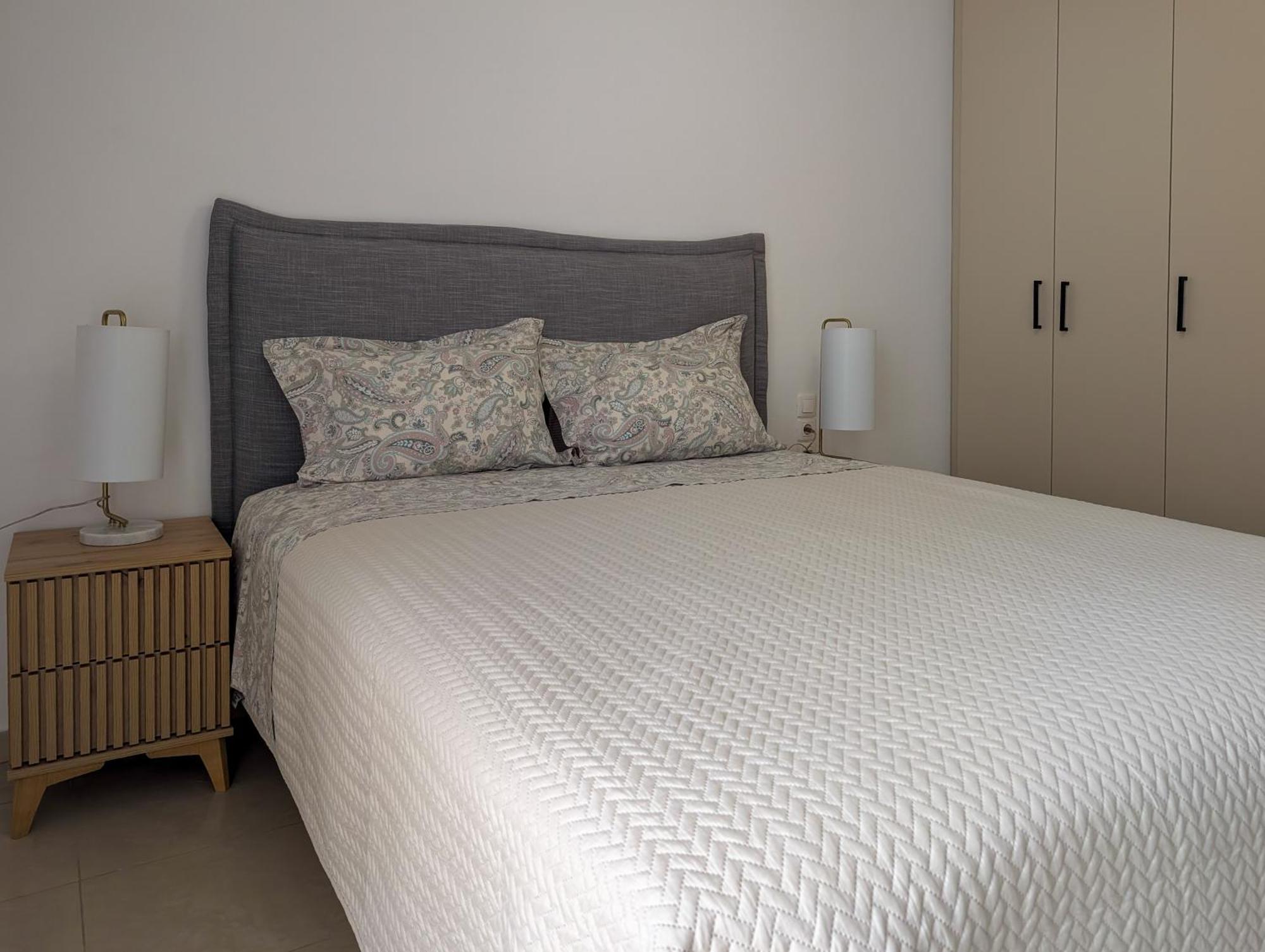 Xperience Central Apartments Heraklion  ภายนอก รูปภาพ