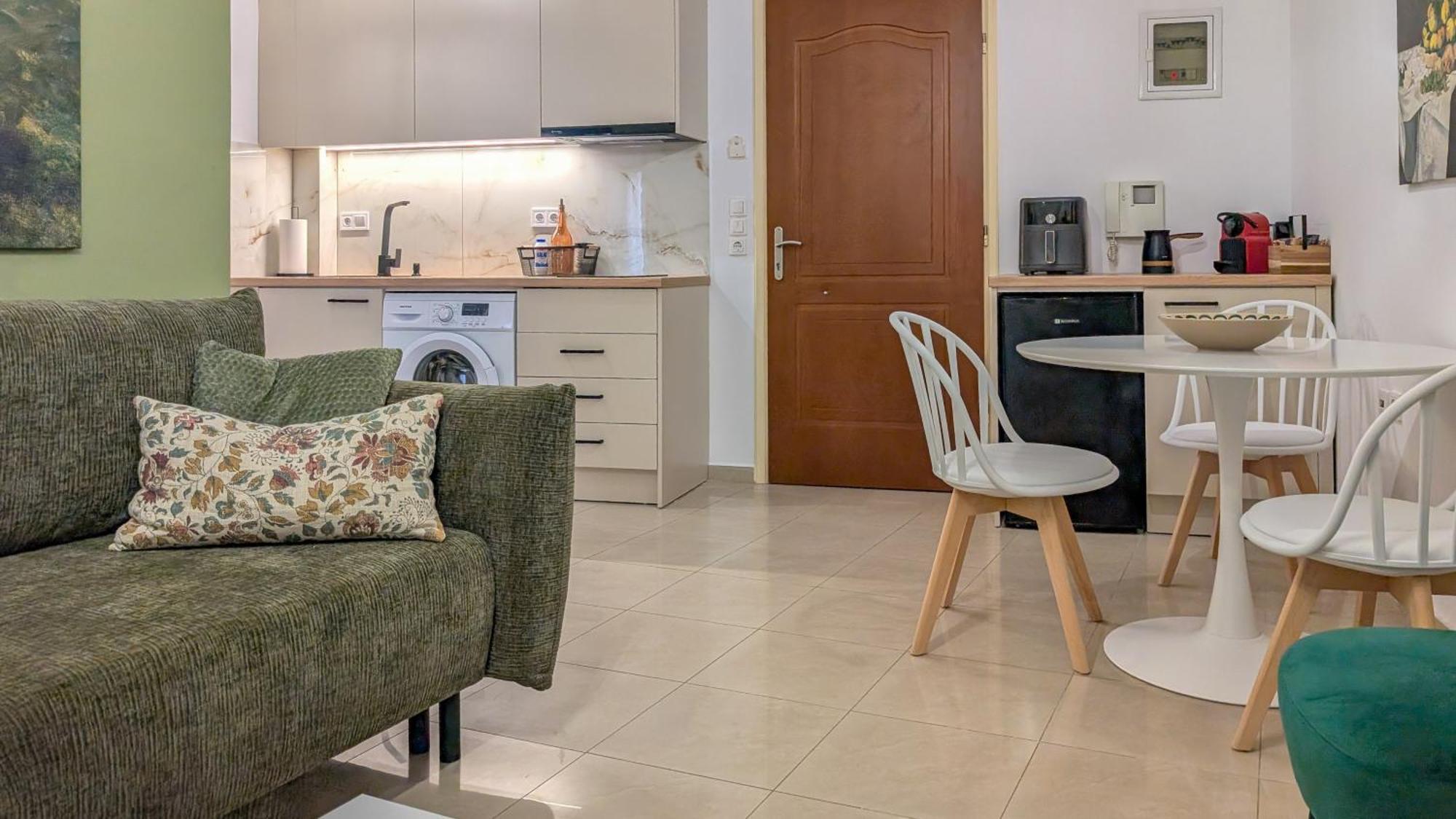 Xperience Central Apartments Heraklion  ภายนอก รูปภาพ